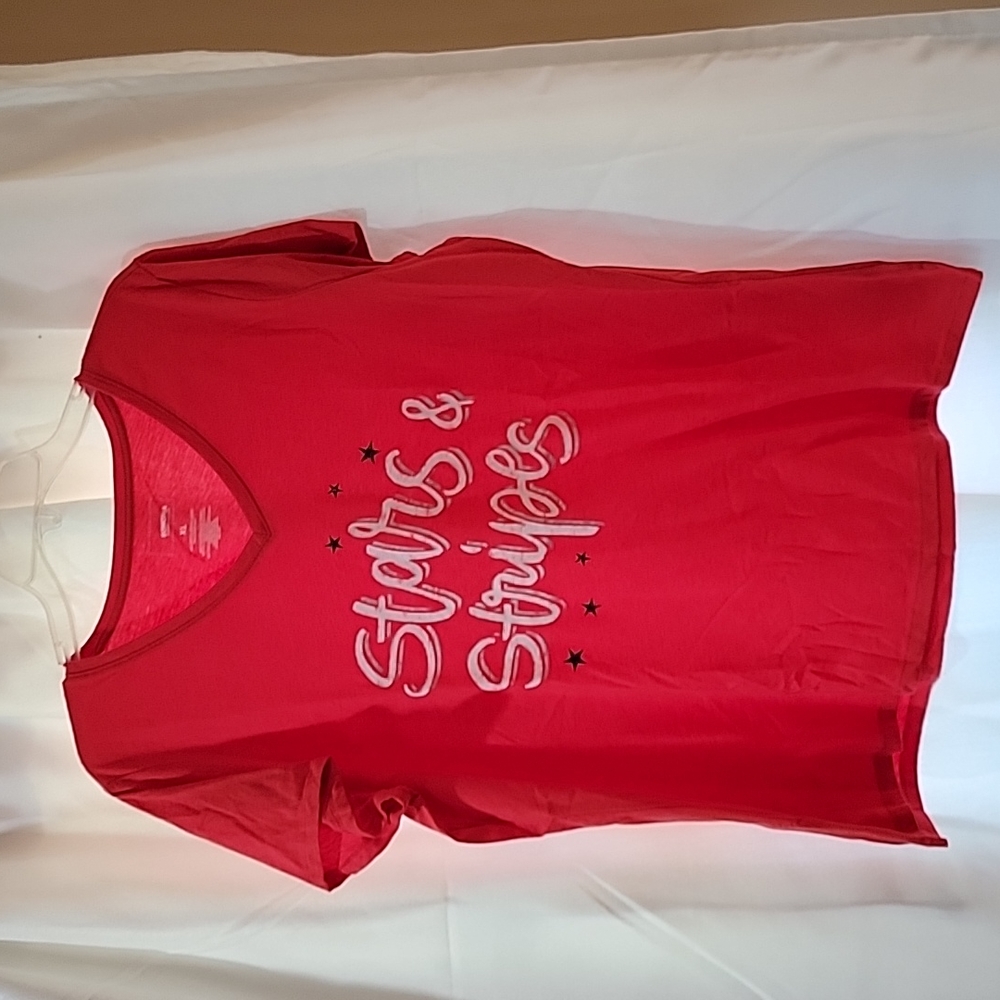 Women's Patriotic v-neck tee